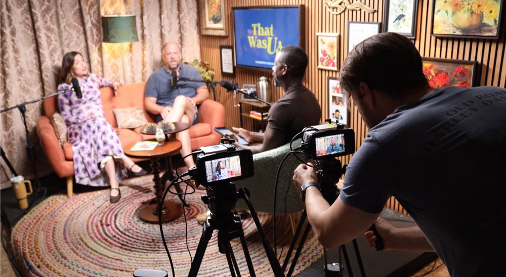 Pódcast "That Was Us" grabado con cámaras de Blackmagic Design y mezclador ATEM Mini Pro ISO